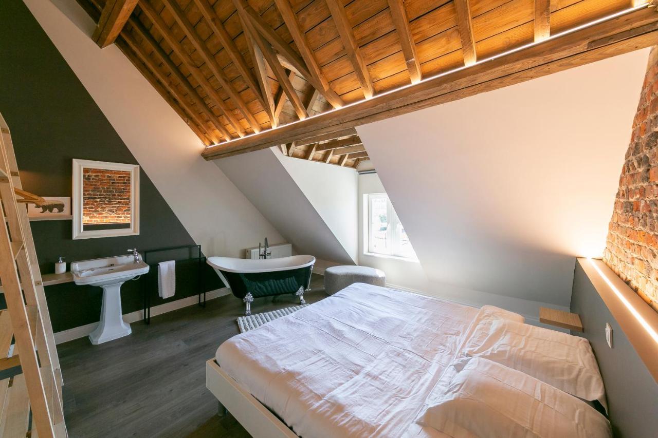 Fantastisch Herenhuis ENSEMBLE Ypern Exterior foto